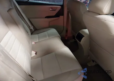 2015 Toyota Camry Le z USA, uszkodzony, nr VIN 4T4BF1FK8FR499445